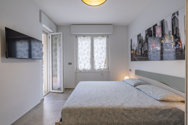 Room 3, Five Minutes Walk by Wonderful Italy, Imperia