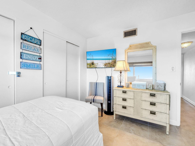 Room 3, Pinnacle Port Ph-36 - Caspian Pearl, Bay