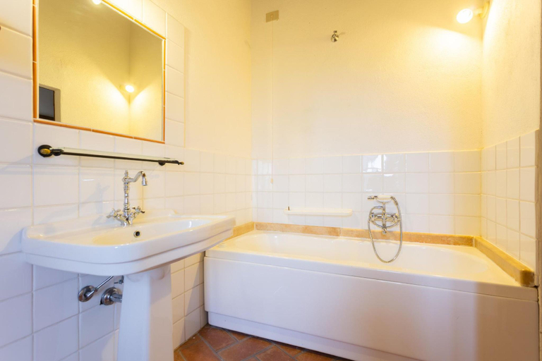 Bathroom 3, Villa Podere Belvedere: Large Private Pool, Sea Views, WiFi                                         , Siena