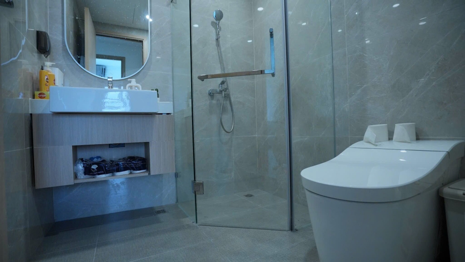 Bathroom 4, Vinhomes Grand Park Homes by Christine, District 9