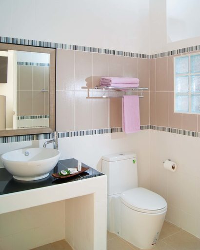 Bathroom 3, Suporn Lakeview Service APT & Homestay, Trakan Phutphon