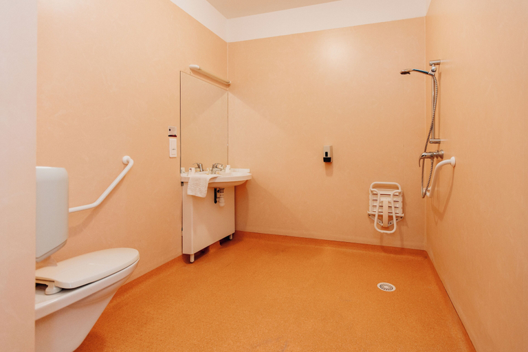 Bathroom 3, Hôtel Akena City Caudry, Nord
