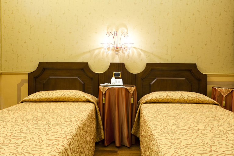 Bedroom 2, Hotel Al Codega, Venezia