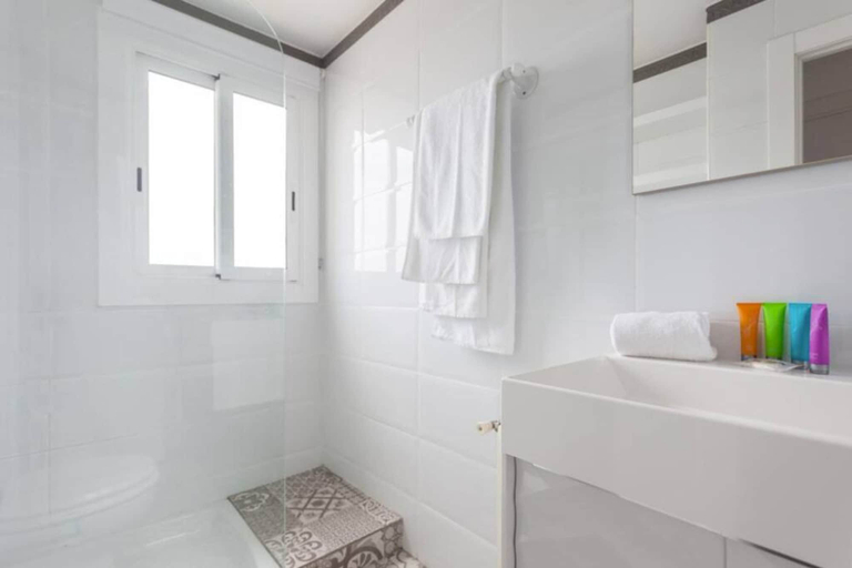 Bathroom, Sunset Boutique Castelldefels By Myrentalhost, Barcelona