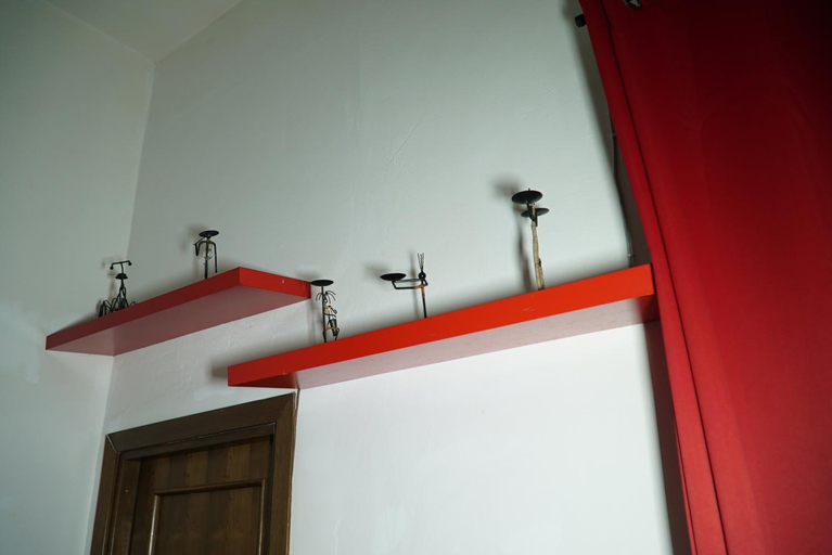 Others 4, B&B Cappotto civico 48, Napoli
