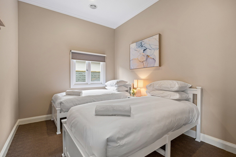 Room 4, Lovely 3-bed With Alfresco Dining in Prime Suburb, Ballarat - Central