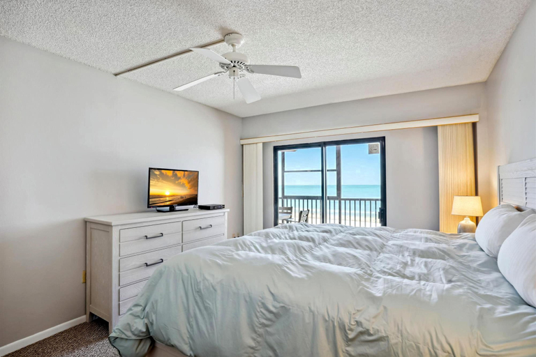 Bedroom 3, Villa Madeira 305, Pinellas