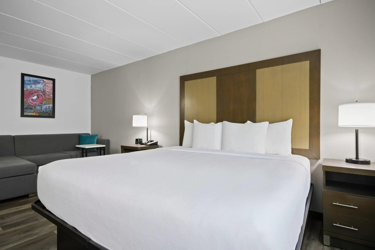 Bedroom 3, La Quinta Inn & Suites by Wyndham Sturbridge, Worcester