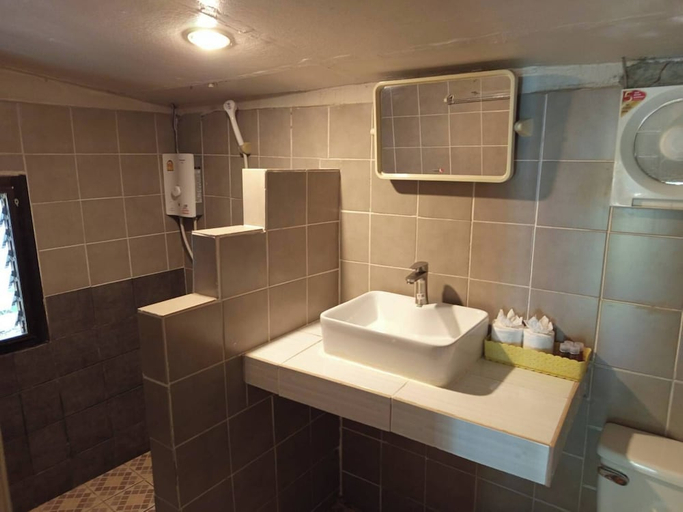 Bathroom 3, Faye Orchid Resort, Koh Chang
