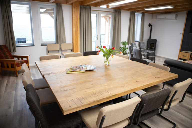 Dining 5, Spacious Holiday Home in Oirschot Near Forest, Hilvarenbeek