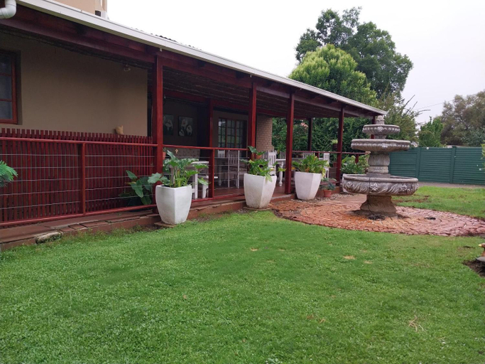 Others 5, Lily Guesthouse, Mangaung