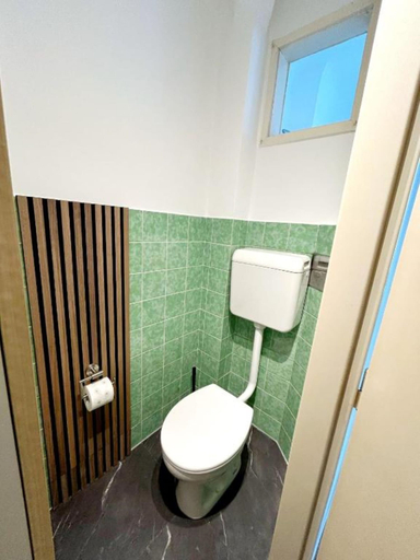 Bathroom 2, 2 rooms apartment near Schönbrunn palace, Wien