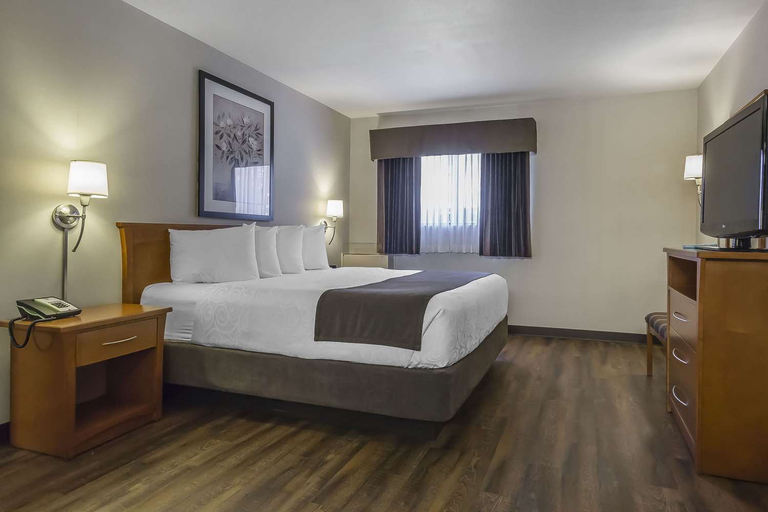 Bedroom 2, Quality Inn and Suites Saskatoon, Division No. 11