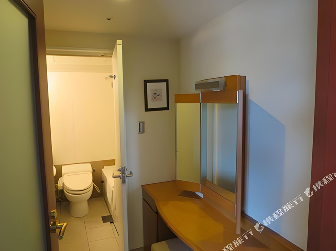 Bathroom 3, Hotel Melxe, Sanda