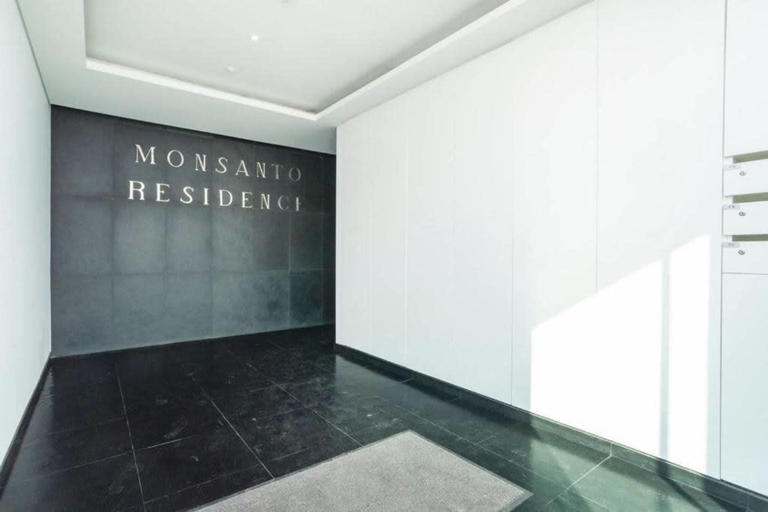 Room 5, Spacious Lisbon Haven w Lift Garage, Lisbon