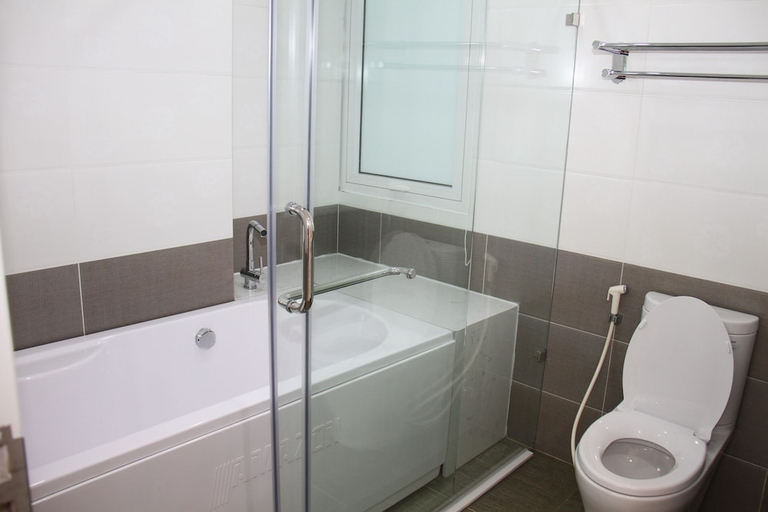 Bathroom 2, H&H Building, Hai Bà Trưng