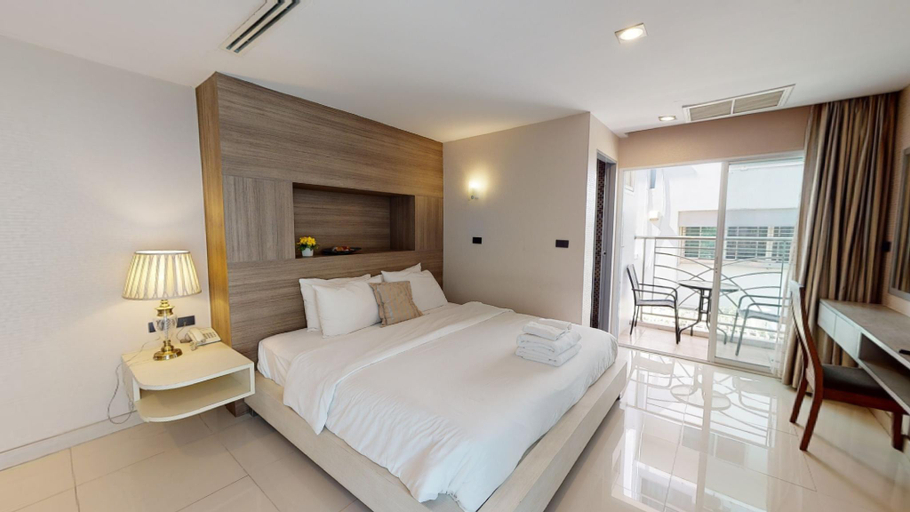 Bedroom 4, 237501 : BD-Ops Test Hotel 2 - Restricted, Liwale