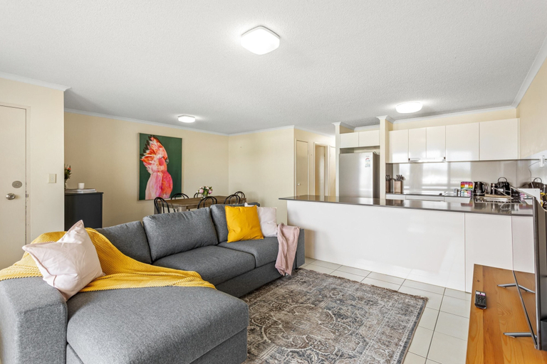 Primary image, Albion Convenient Hideaway With Parking & Balcony, Albion