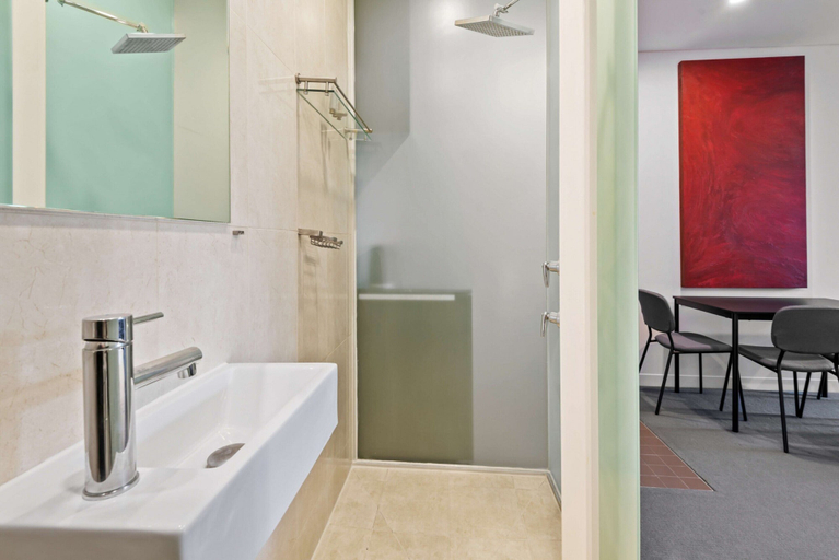 Bathroom, Cosy Studio in the City Centre, Melbourne