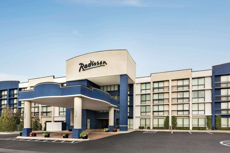 Exterior & Views 1, Radisson Hotel Lenexa Overland Park, Kansas City