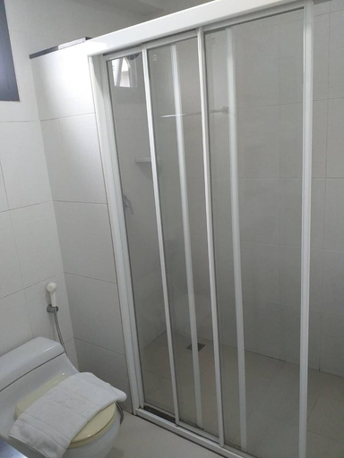 Bathroom 4, KPP Residence Bangkok, Lak Si