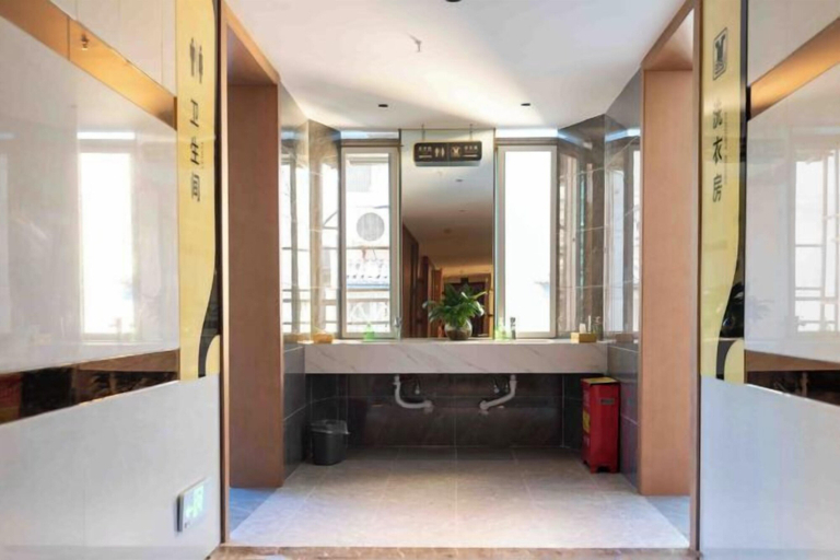 Bathroom 5, Huaying Hotel, Nanping