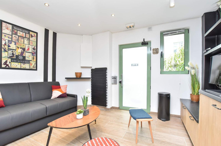 Living area 2, Cosy Appartment - 1BR 4P - Place des Vosges, Paris