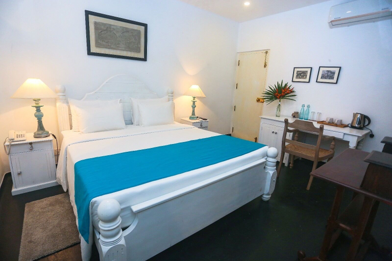 Room 3, Ilukketiya Tea chalets, Akmeemana