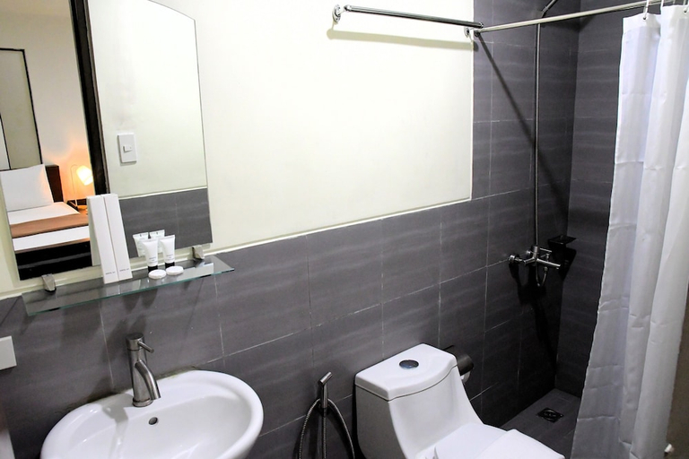 Bathroom, Arzo Hotel Makati, Makati City