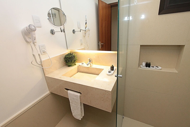 Bathroom 4, Oasis Tower Hotel, Ribeirao Preto