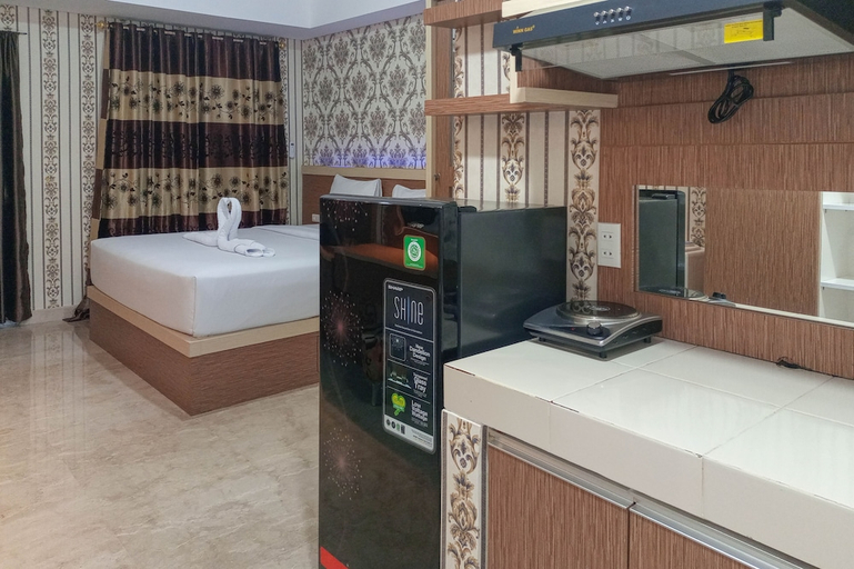 Guestroom 4, Minimalist And Comfort Studio Podomoro City Deli Medan Apartment, Medan