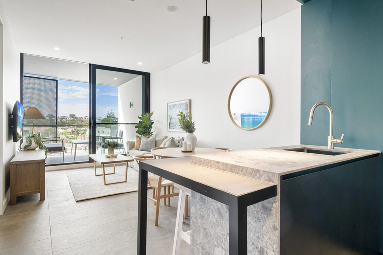 Private kitchen 5, Chic 1-bed Escape in Fremantle With Parking, Fremantle