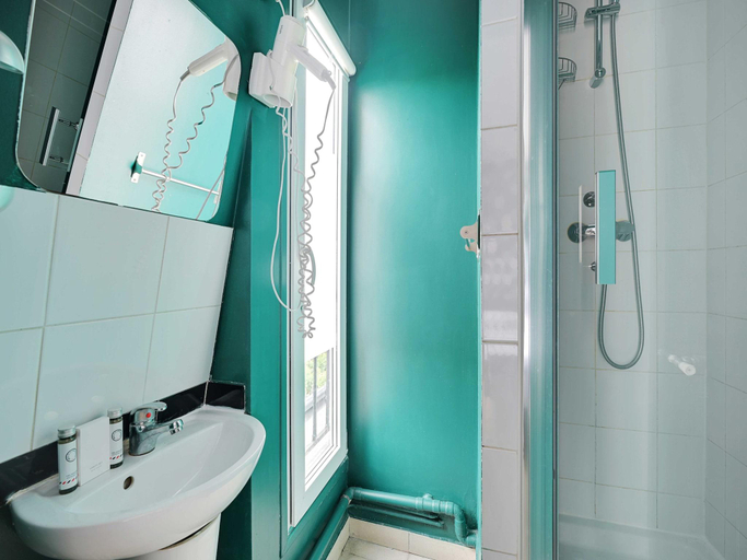Bathroom, Studio Cosy - 2P - Canal Saint Martin, Paris