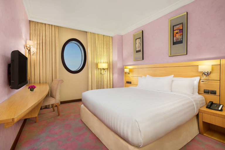 Bedroom 3, DoubleTree by Hilton Dhahran, Al Khobar