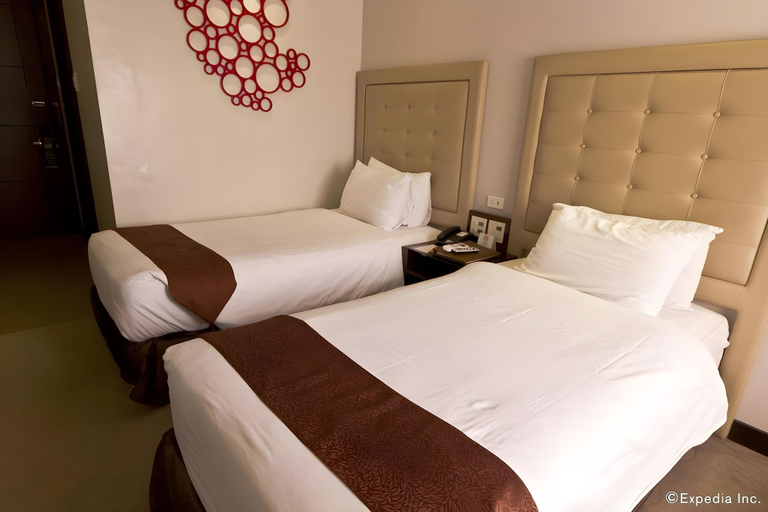 Bedroom 3, Castle Peak Hotel, Cebu City