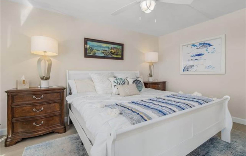 Room 4, Beachfront Escape in Fort Myers Beach, Lee