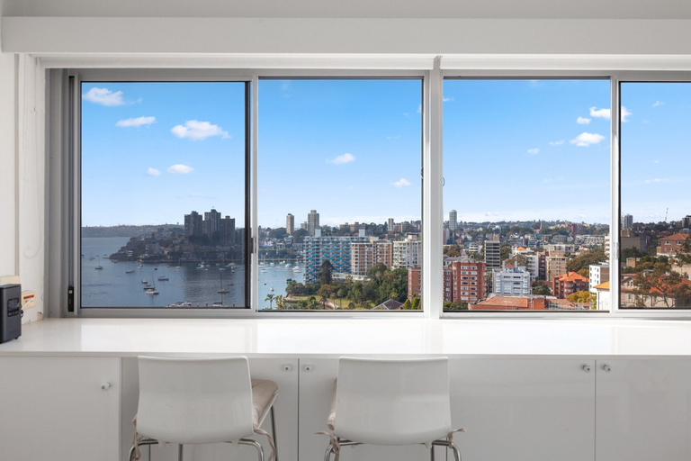 Interior 5, Studio in Elizabeth Bay With Pool & City Views, Sydney