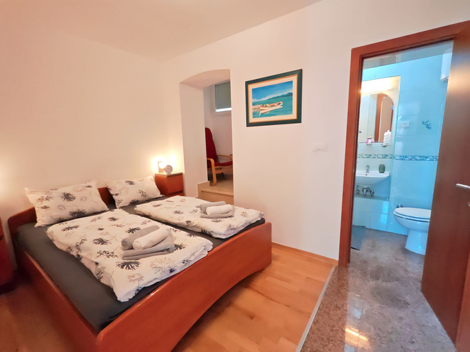 Room 5, One Bedroom Apartment, Opatija/Veprinac