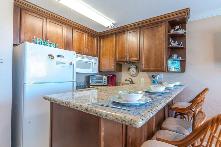 Room 5, Seascape 2320 in Galveston, Galveston