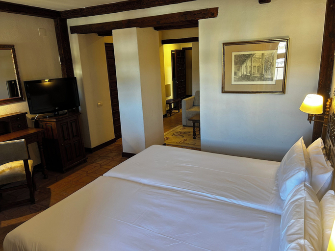 Bedroom 4, Parador de Plasencia, Cáceres