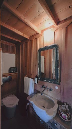 Bathroom 5, Heritage Homes Mehmet Ali Aga Konagi, Datça