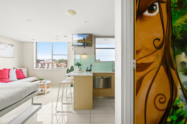 Living room 3, Bondi Studio Apartment with Pool & Rooftop Views, Sydney