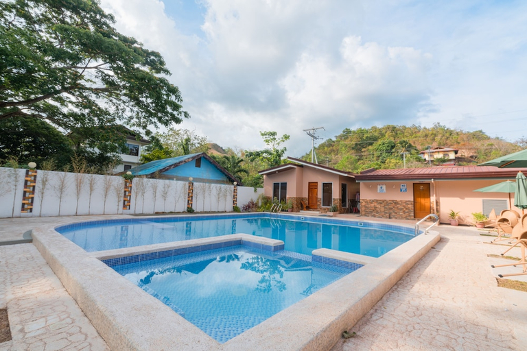 Sport & Beauty 4, Island Wanderers Inn, Coron