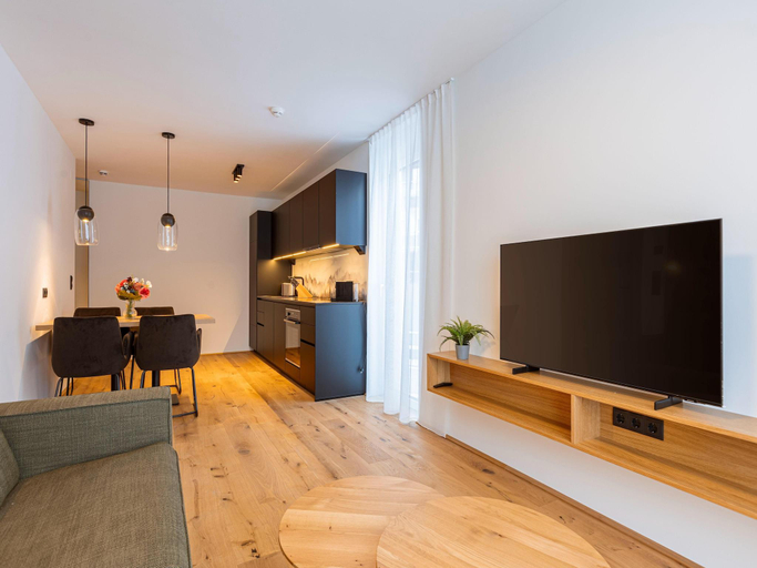 4, Modern apartment with balcony, Landeck