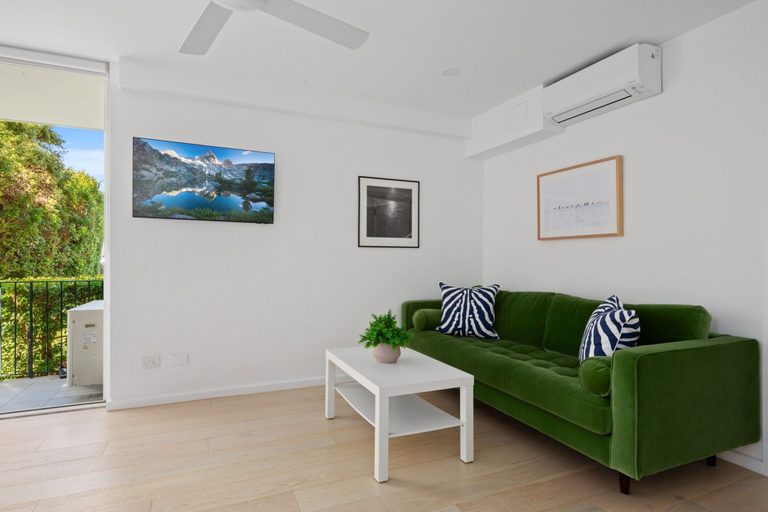 Living room 2, Chic 1-bed Apartment by Balmoral Beach, Sydney