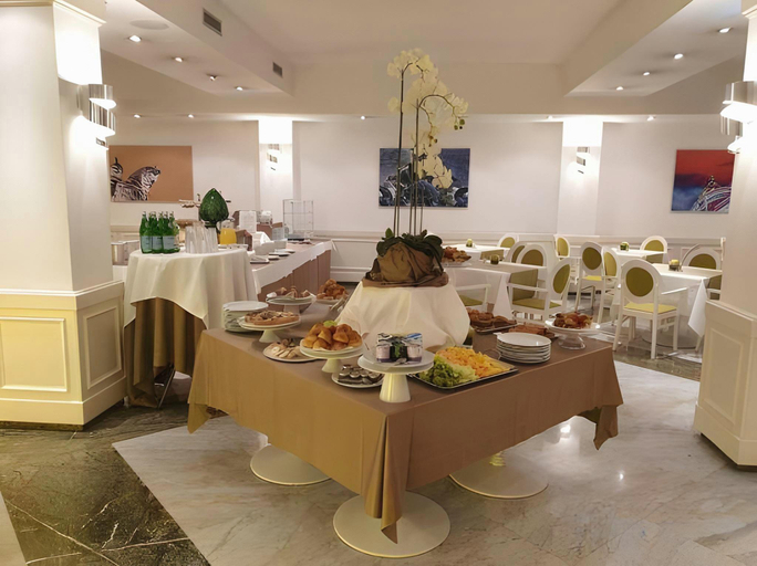 Food & Drinks 5, Oriente Hotel, Bari