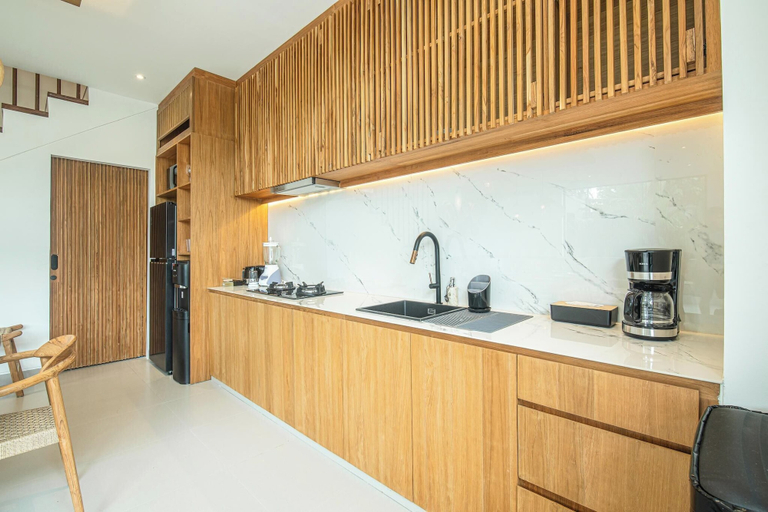 Exterior 3, Elegant 5BR Vila Canggu, AC With Water Filter, Badung