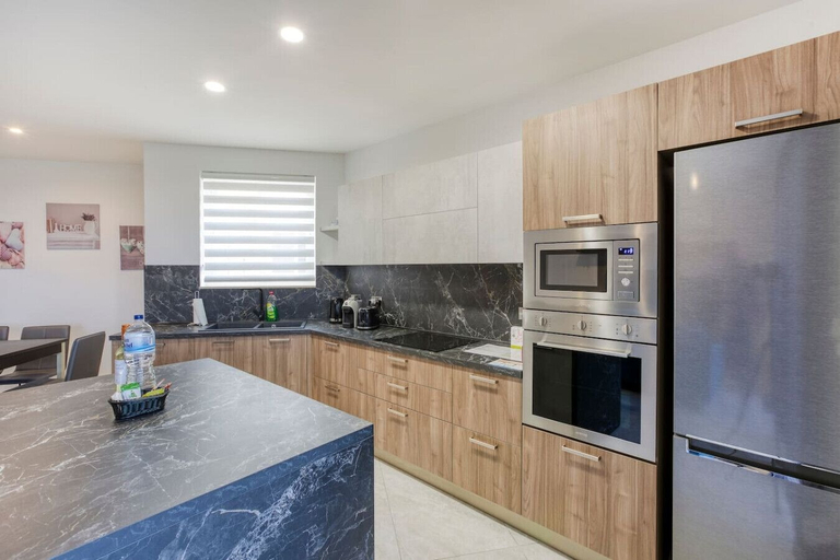 Room 2, Xag ra Escape Penthouse With Views Pool Access