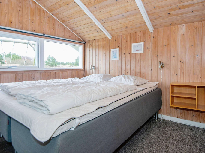 Bedroom 2, 4 Star Holiday Home in Romo, Tønder