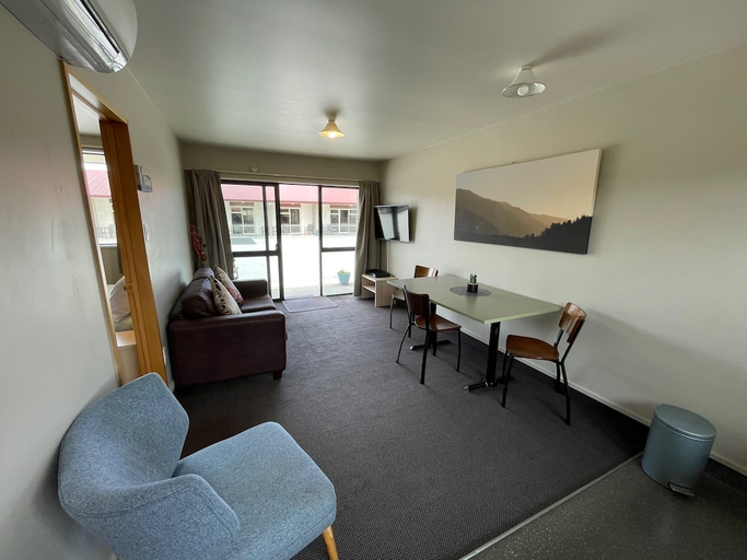 Others 5, Sierra Motel and Apartments, Waitaki